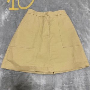 XS khaki skort.